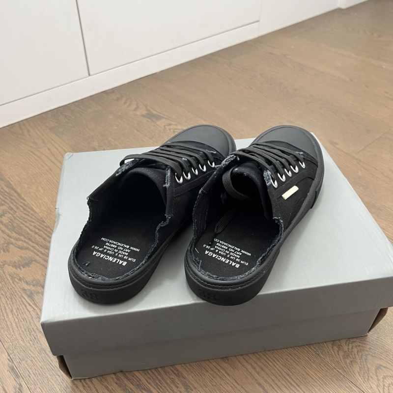 Balenciaga Sneakers